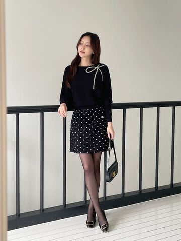 Lores Cubic Ribbon Boat Neck Knit